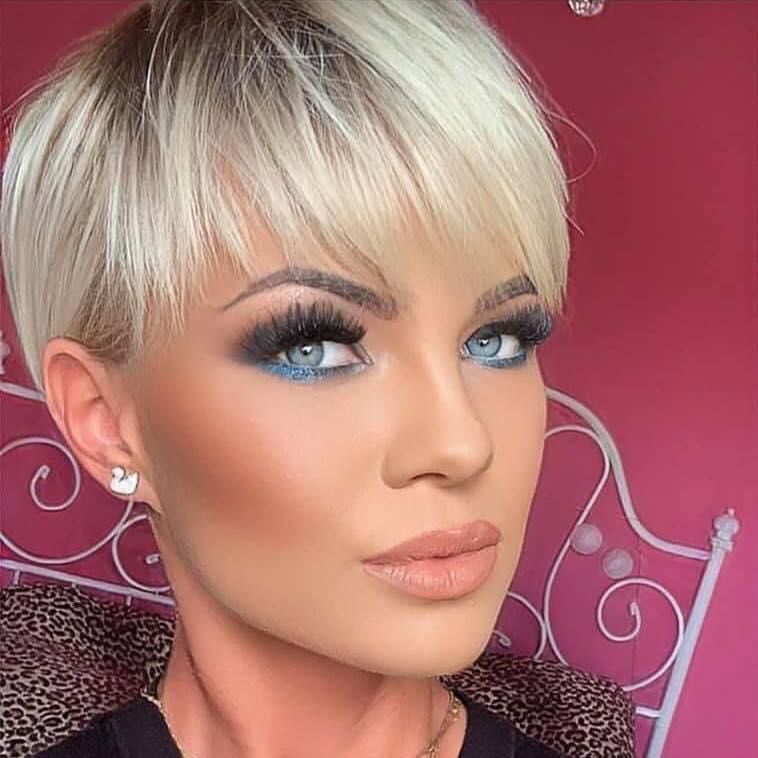 Vanya Bozhikova, hair stylist